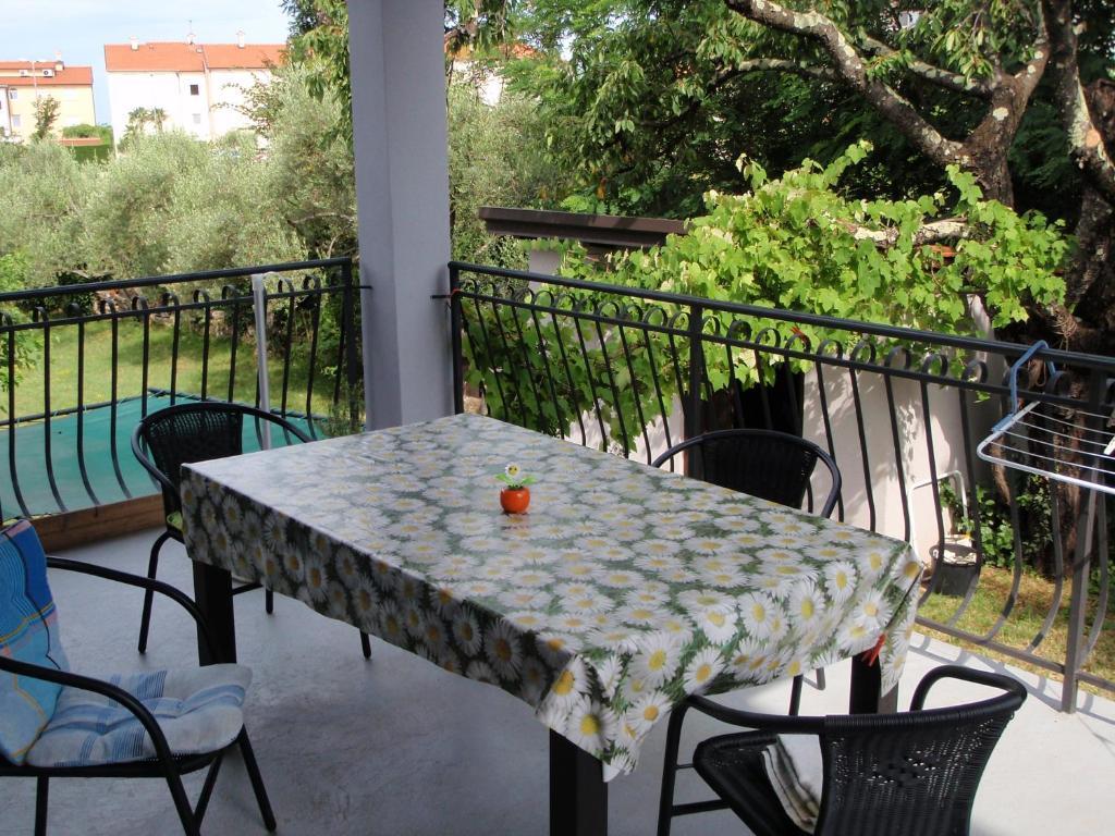 Apartments Miri Zambratija  Rum bild